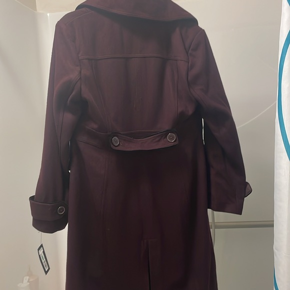 Woman’s maroon heavy wool lux pea coat. - Picture 2 of 6